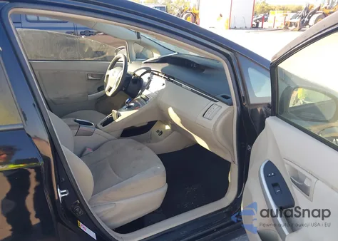 2015 Toyota Prius Three из США, поврежденный, VIN JTDKN3DU2F0440559